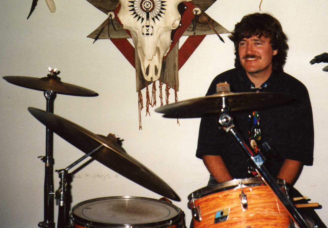 Mod Orange Ludwigs, Ocean Shores 95